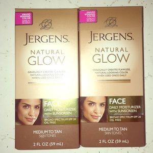 Jergens Natural Glow Face Bundle (medium/tan)